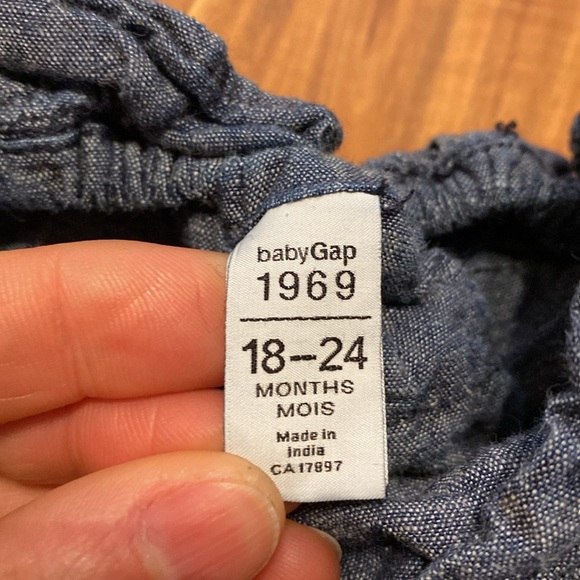 Girl’s Size 18-24 Months Soft Denim GAP Diaper Cover with Ruffles. So Cute! - Picture 2 of 4